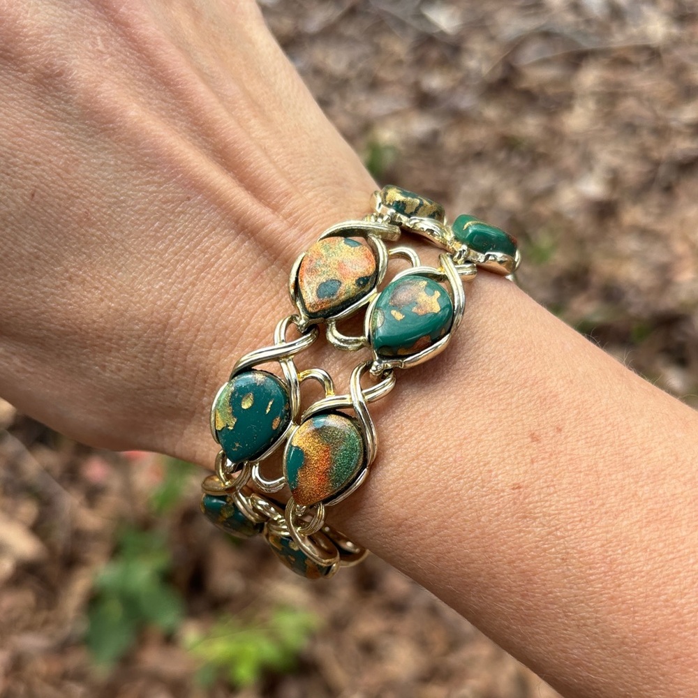 Coro Champagne Gold Bracelet and Earrings Set with Teal Marbled Accents - Picture 11 of 11